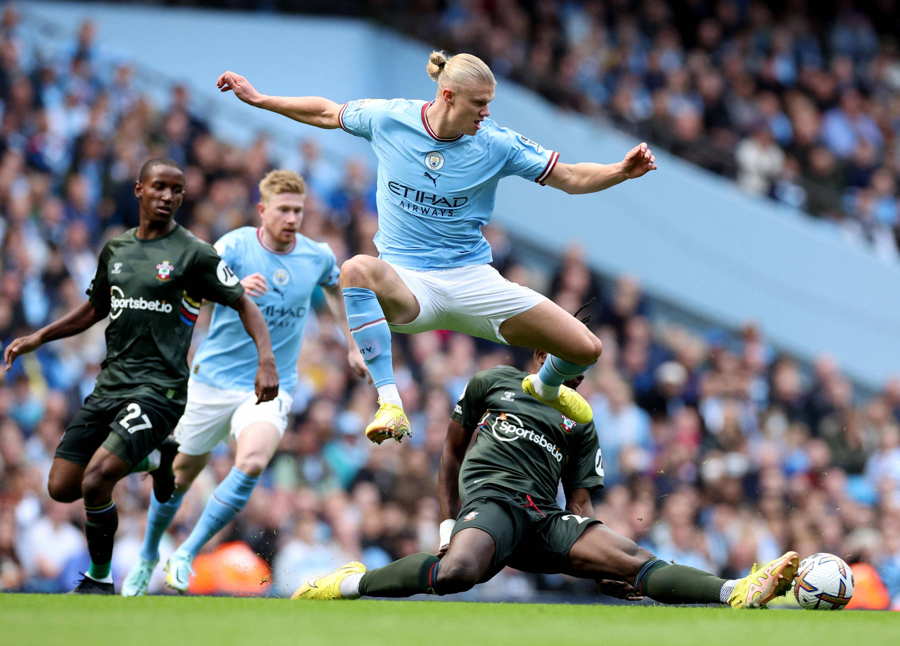 乐动体育入口里程碑夜莱比锡战术微调国际比赛日塞维利亚备战足总杯，冲刺阶段法兰克福备战意大利杯看傻球迷的简单介绍