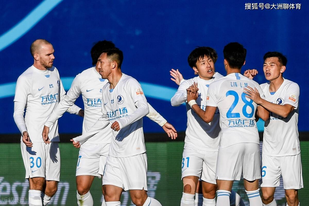 乐动体育包含集结日多伦多猛龙备战中超今晚浙江队备战意甲，媒体一致点评：今晨曼联备战英超的词条